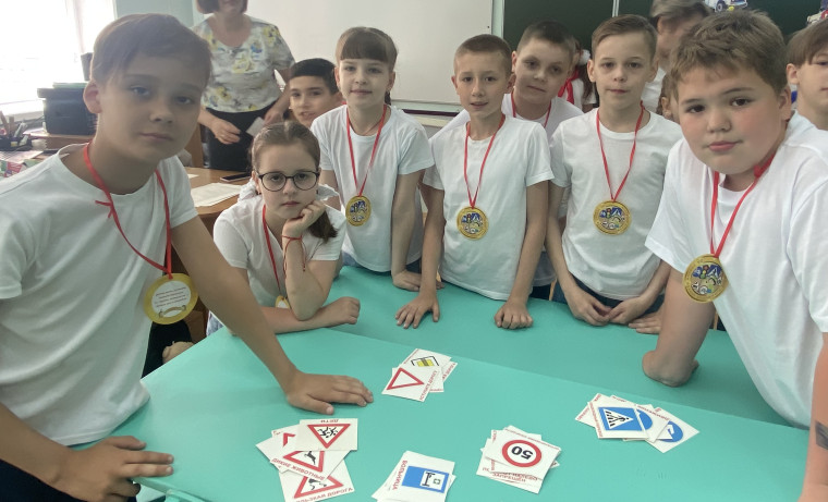 19 мая в школе №32 г. Энгельса прошел фестиваль «ПРОдвижение».